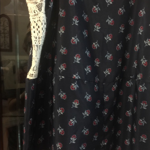 Romper - Picture 3 of 4